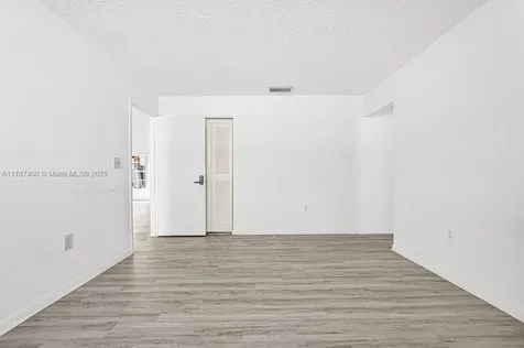 14621 S Beckley Square Davie FL 33325