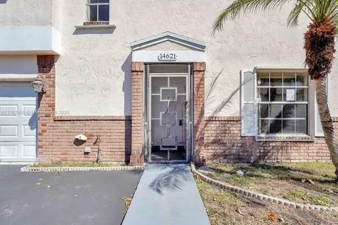 14621 S Beckley Square Davie FL 33325