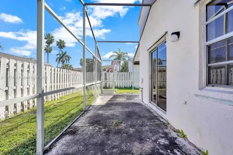 14621 S Beckley Square Davie FL 33325
