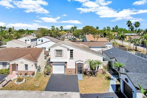 14621 S Beckley Square Davie FL 33325