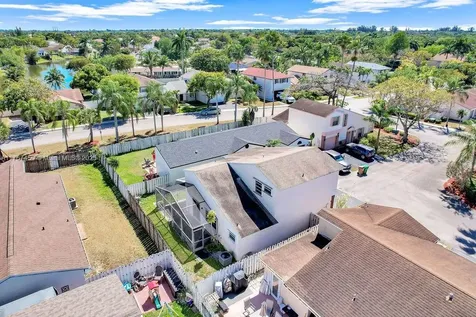 14621 S Beckley Square Davie FL 33325