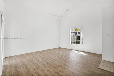 14621 S Beckley Square Davie FL 33325