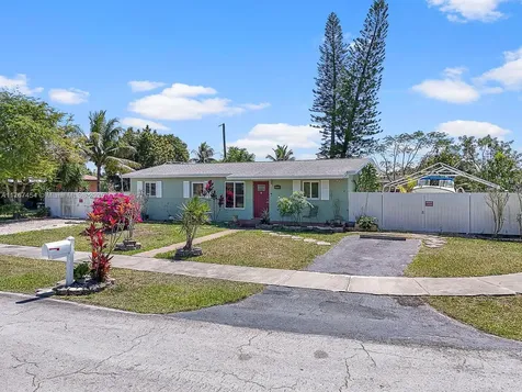 18754 SW 306th Terrace Homestead FL 33030