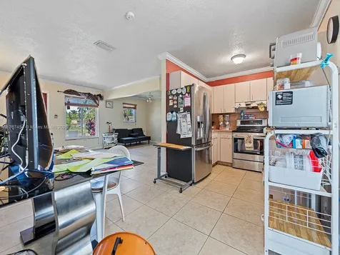 18754 SW 306th Terrace Homestead FL 33030