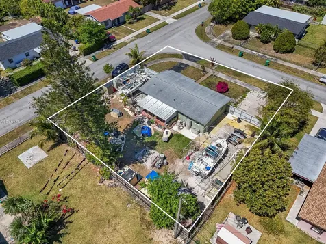 18754 SW 306th Terrace Homestead FL 33030