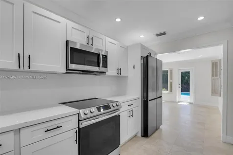 5736 SW 31st Street Miami FL 33155