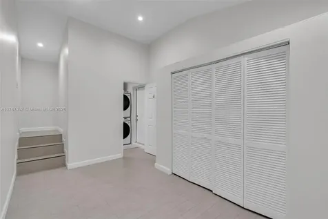 5736 SW 31st Street Miami FL 33155