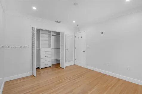 5736 SW 31st Street Miami FL 33155