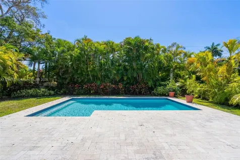 5736 SW 31st Street Miami FL 33155