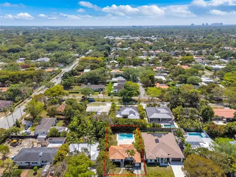 5736 SW 31st Street Miami FL 33155