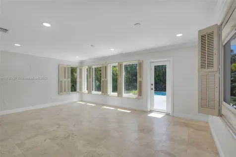 5736 SW 31st Street Miami FL 33155