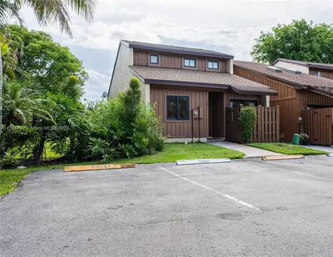 4291 S Pine Island Road Davie FL 33328