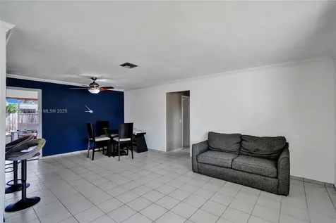 8821 NW 11th Street Pembroke Pines FL 33024