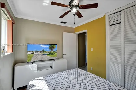 8821 NW 11th Street Pembroke Pines FL 33024