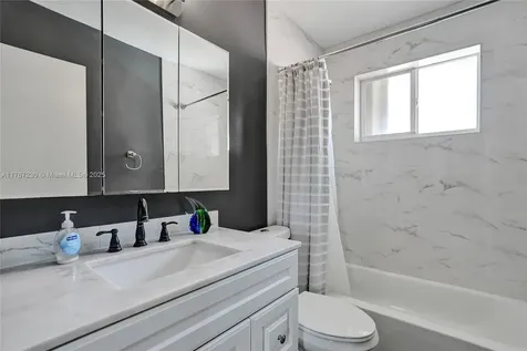 8821 NW 11th Street Pembroke Pines FL 33024