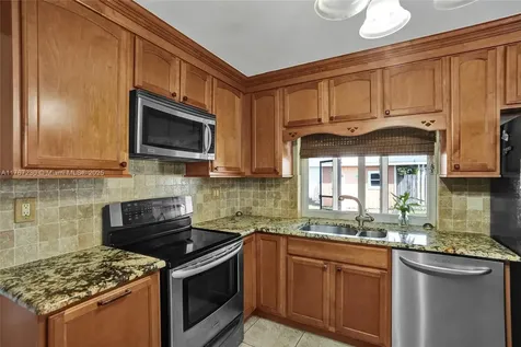 8821 NW 11th Street Pembroke Pines FL 33024