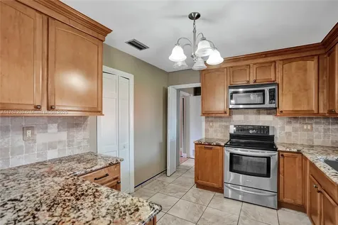 8821 NW 11th Street Pembroke Pines FL 33024