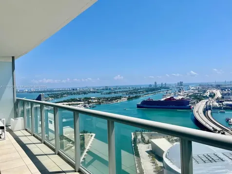 888 Biscayne Boulevard Miami FL 33132