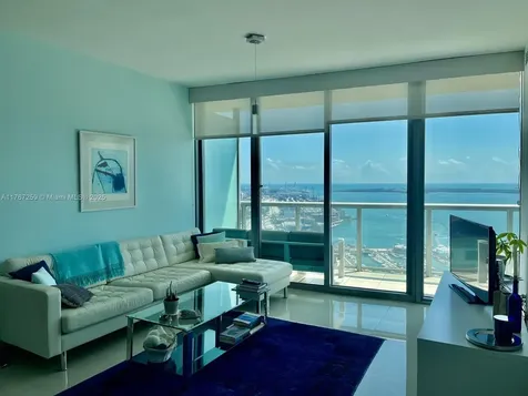 888 Biscayne Boulevard Miami FL 33132