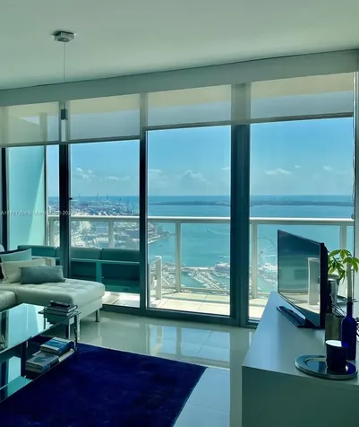 888 Biscayne Boulevard Miami FL 33132