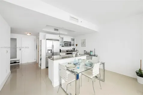 888 Biscayne Boulevard Miami FL 33132