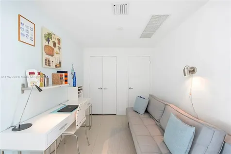 888 Biscayne Boulevard Miami FL 33132
