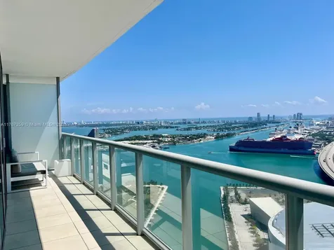 888 Biscayne Boulevard Miami FL 33132