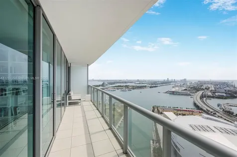888 Biscayne Boulevard Miami FL 33132