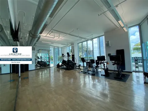 888 Biscayne Boulevard Miami FL 33132