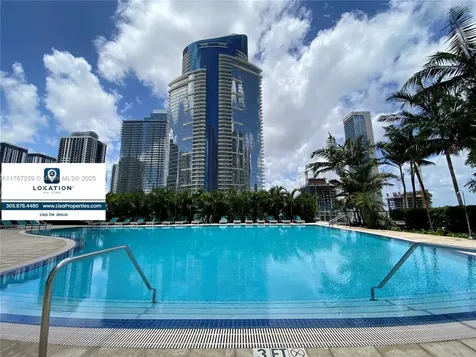 888 Biscayne Boulevard Miami FL 33132