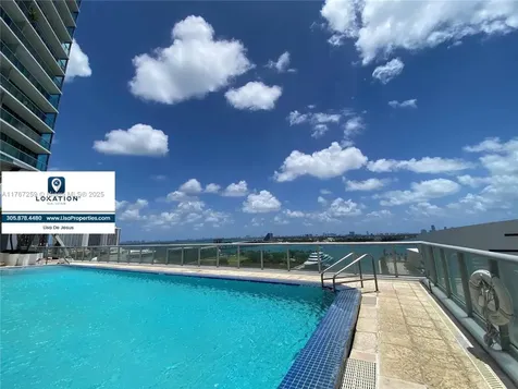 888 Biscayne Boulevard Miami FL 33132