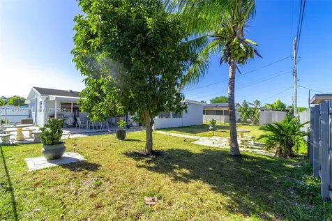 17011 SW 121st Avenue Miami FL 33177