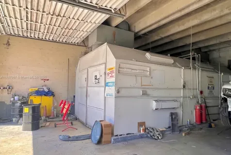 Body Shop Business For Sale Hialeah FL 33014