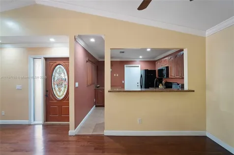 2431 SW 87th Avenue Miramar FL 33025