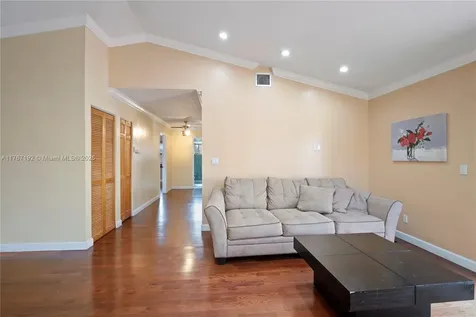 2431 SW 87th Avenue Miramar FL 33025