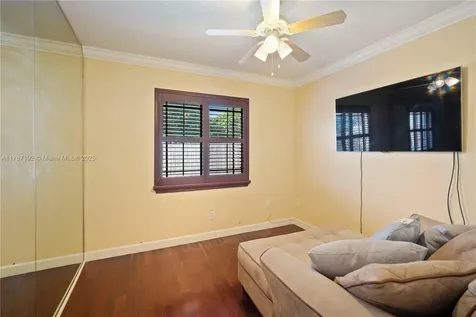 2431 SW 87th Avenue Miramar FL 33025