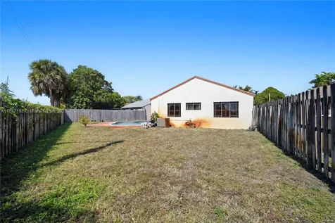 2431 SW 87th Avenue Miramar FL 33025