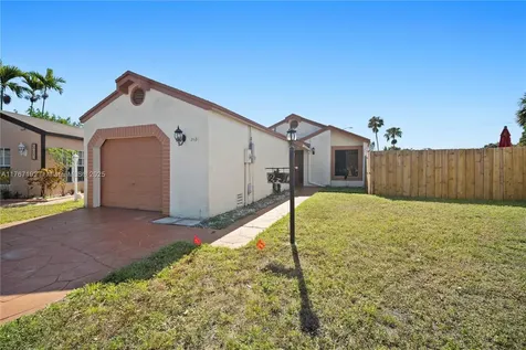 2431 SW 87th Avenue Miramar FL 33025