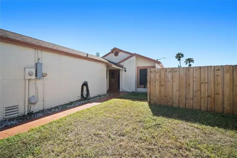 2431 SW 87th Avenue Miramar FL 33025