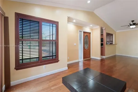 2431 SW 87th Avenue Miramar FL 33025