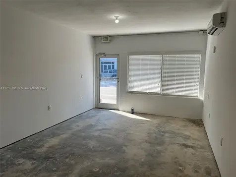 1261 NW 29th Street Miami FL 33142