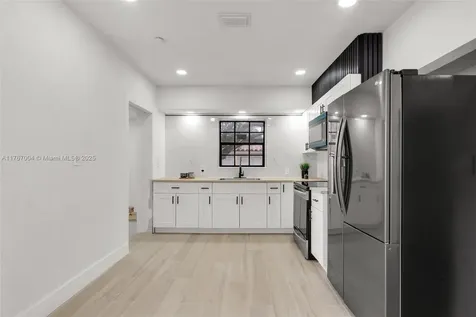 2283 NW 86th Terrace Miami FL 33147
