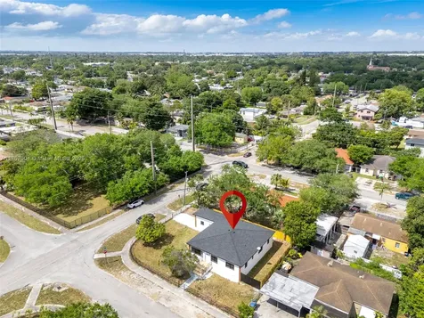 2283 NW 86th Terrace Miami FL 33147