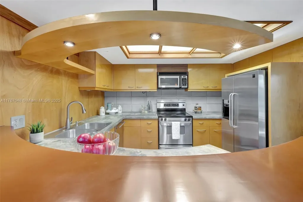 2410 SW 29th Way Fort Lauderdale FL 33312