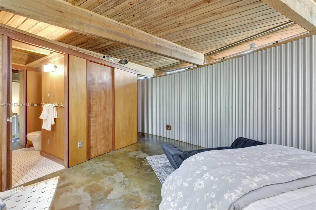 2410 SW 29th Way Fort Lauderdale FL 33312