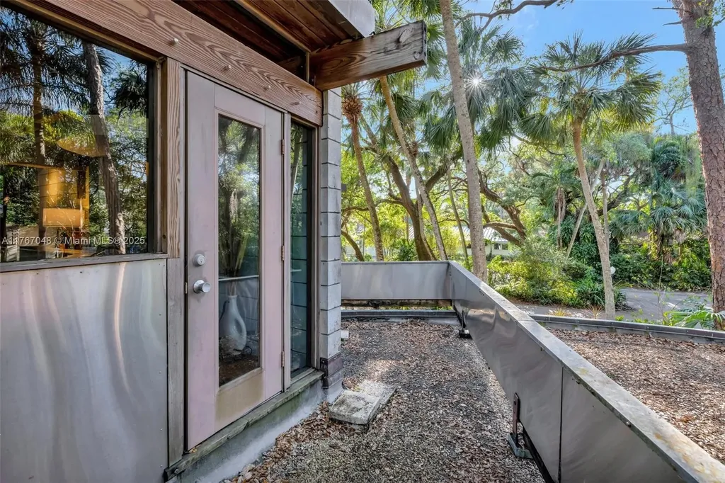 2410 SW 29th Way Fort Lauderdale FL 33312