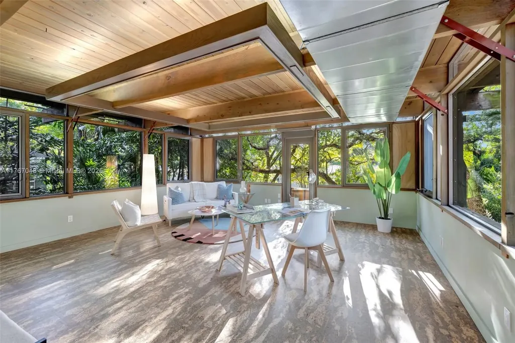 2410 SW 29th Way Fort Lauderdale FL 33312