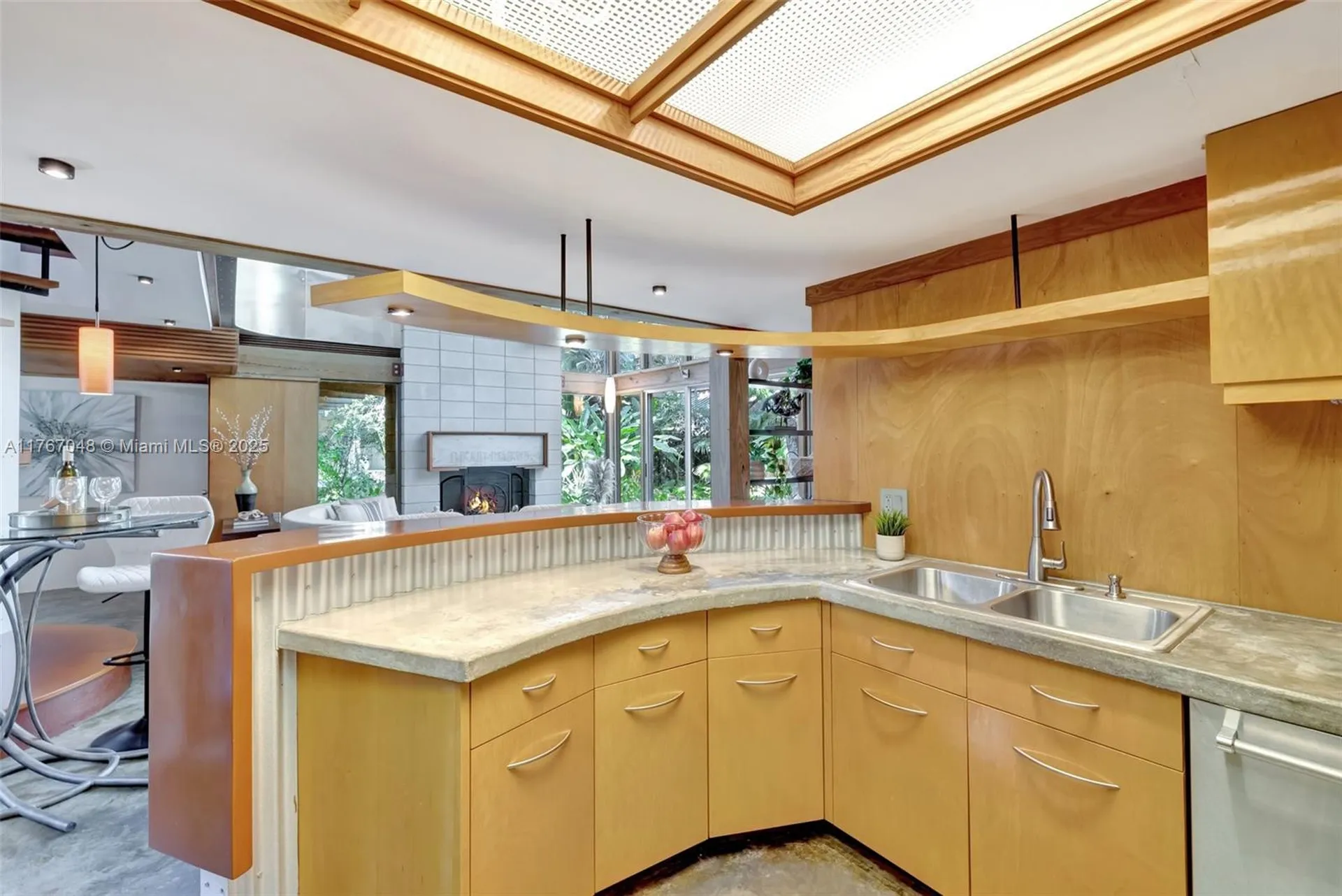 2410 SW 29th Way Fort Lauderdale FL 33312