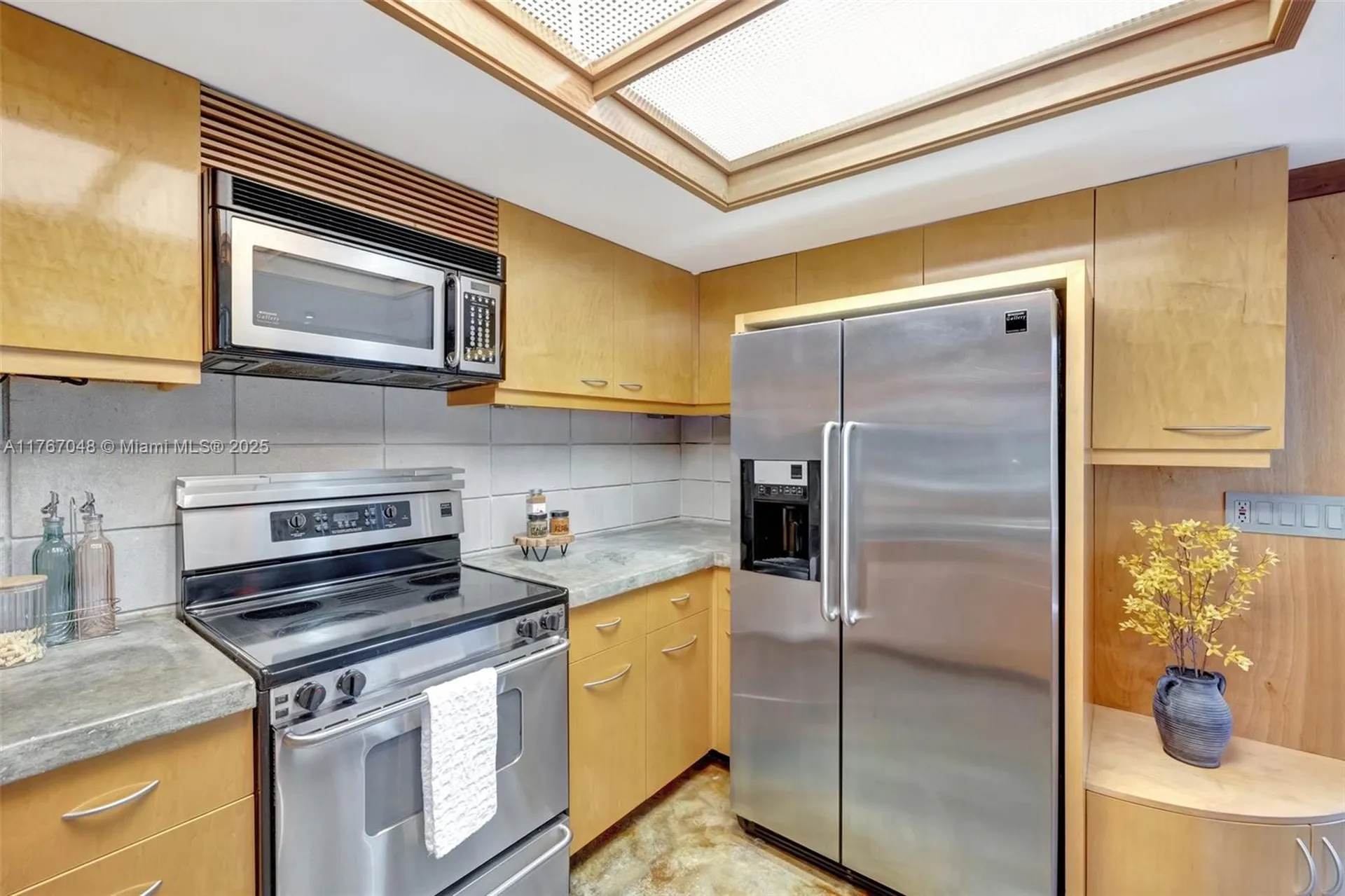 2410 SW 29th Way Fort Lauderdale FL 33312