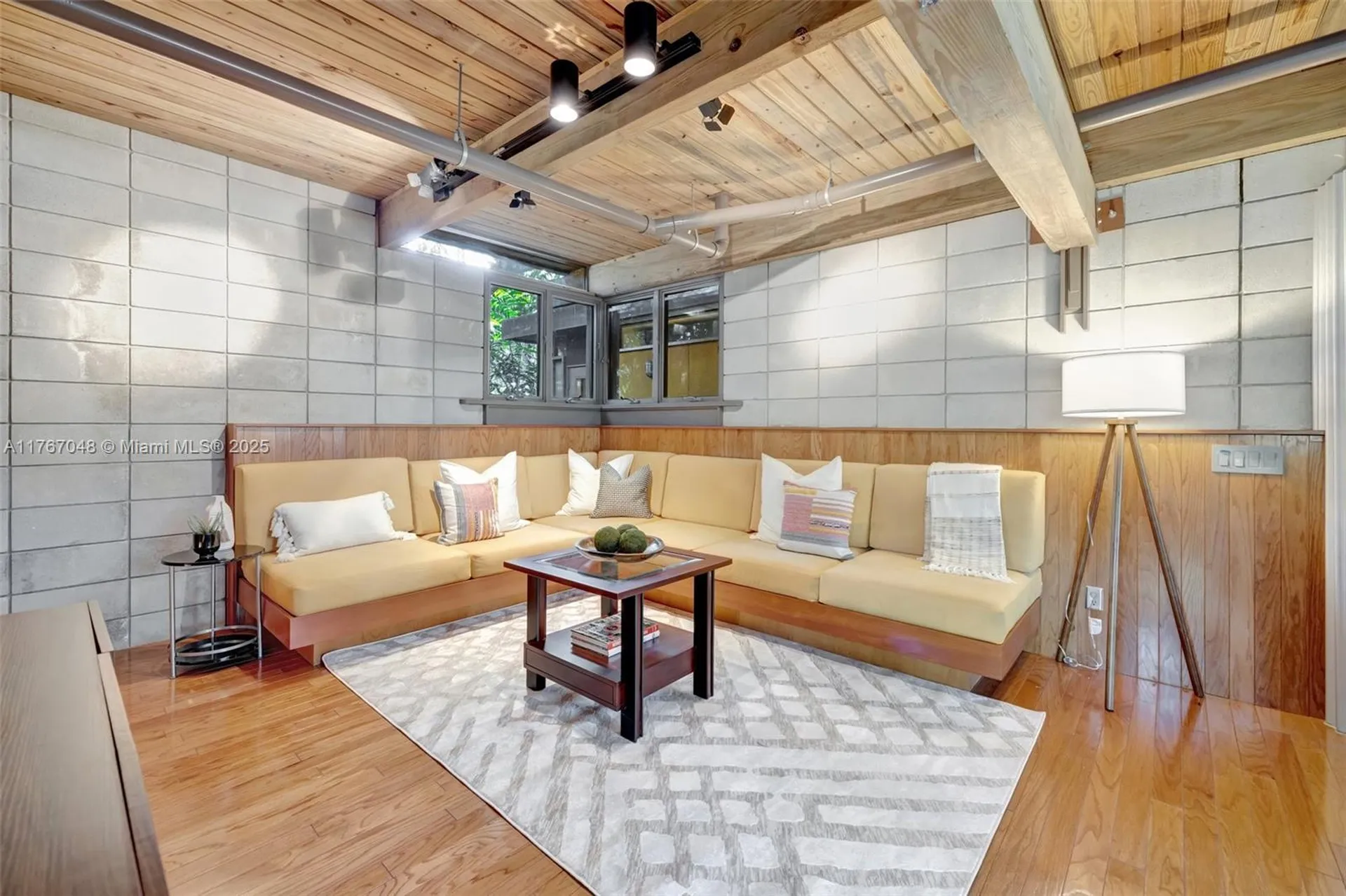 2410 SW 29th Way Fort Lauderdale FL 33312